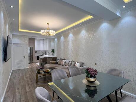 3 otaqlı mənzil, 106 m², Səbail: 297 000 ₼ 2