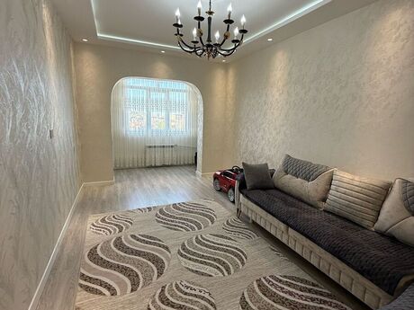 3 otaqlı köhnə tikili - Bakıxanov q. - 80 m²