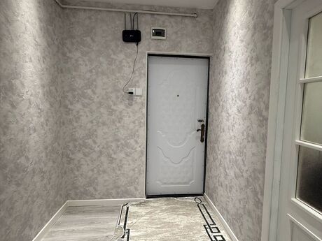 3 otaqlı köhnə tikili - Bakıxanov q. - 80 m²