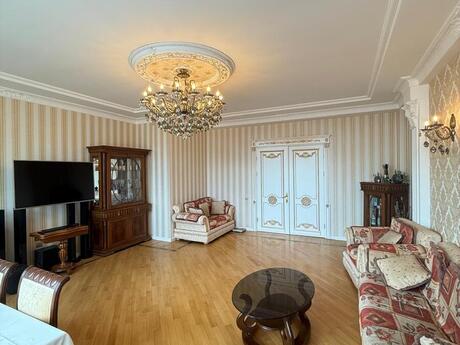 3 otaqlı yeni tikili - Şah İsmayıl Xətai m. - 137 m²