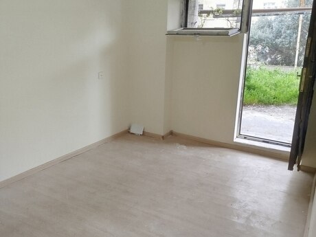 3 otaqlı köhnə tikili - Elmlər Akademiyası m. - 57 m²