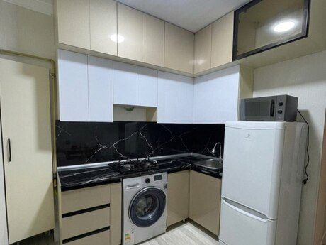 2 otaqlı köhnə tikili - Köhnə Günəşli q. - 63 m²