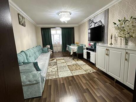 3 otaqlı köhnə tikili - Bakıxanov q. - 85 m²