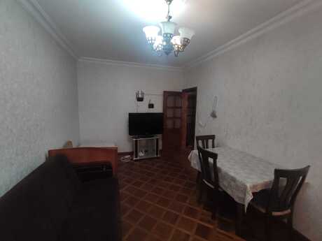 2 otaqlı köhnə tikili - Azadlıq Prospekti m. - 80 m²