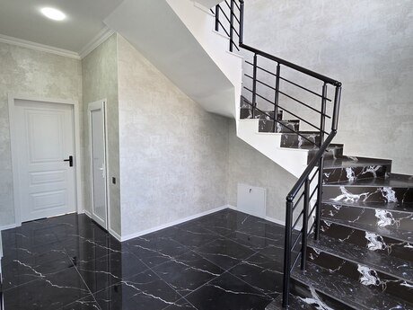 4-комн. дом/дача - пос. Бина - 140 м²