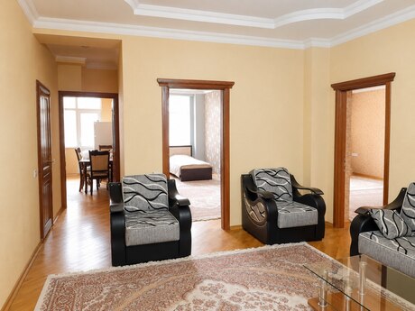 4 otaqlı yeni tikili - Nəsimi m. - 150 m²