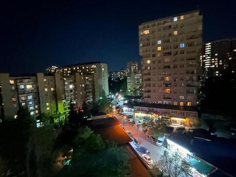 3 otaqlı köhnə tikili - Azadlıq Prospekti m. - 96 m²