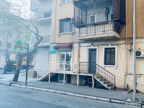 2 otaqlı köhnə tikili - 28 May m. - 45 m²