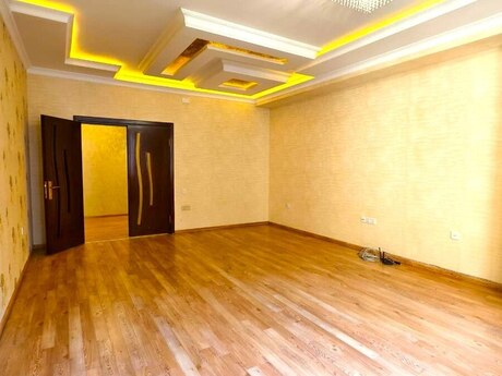3-комн. новостройка - м. Шах Исмаил Хатаи - 110 м²