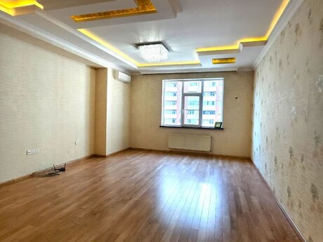 3-комн. новостройка - м. Шах Исмаил Хатаи - 110 м²