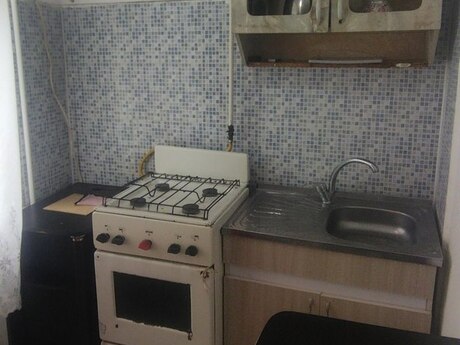 1-комн. вторичка - м. Кара Караев - 35 м²
