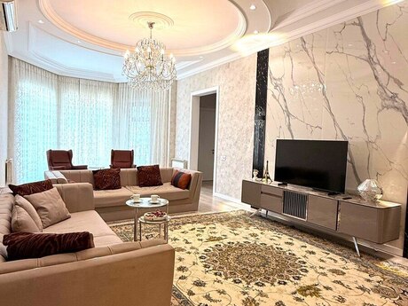 7 otaqlı həyət evi/bağ evi - Sabunçu r. - 340 m²