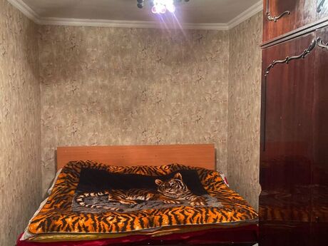 2 otaqlı köhnə tikili - İnşaatçılar m. - 50 m²