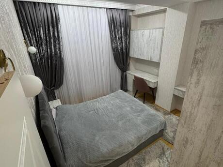 4 otaqlı yeni tikili - Azadlıq Prospekti m. - 135 m²