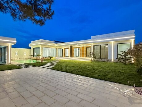 5 otaqlı həyət evi/bağ evi - Mərdəkan q. - 250 m²