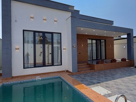 4 otaqlı həyət evi/bağ evi - Şüvəlan q. - 160 m²