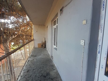 2 otaqlı köhnə tikili - Hövsan q. - 52 m²