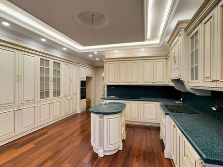 4 otaqlı yeni tikili - Elmlər Akademiyası m. - 245 m²