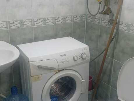 2 otaqlı köhnə tikili - Elmlər Akademiyası m. - 30 m²