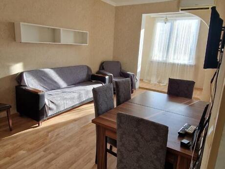 Elan №6113432 - Bakı, Gənclik m., 2 otaqlı, 50 m², 4/5 mərtəbə
