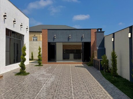 4 otaqlı həyət evi/bağ evi - Şüvəlan q. - 170 m²