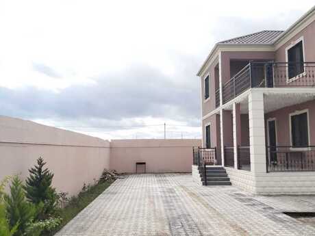 6 otaqlı həyət evi/bağ evi - Dübəndi q. - 200 m²