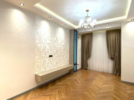 Elan №6113475 - Bakı, Elmlər Akademiyası m., 2 otaqlı, 68 m², 4/17 mərtəbə