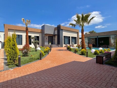5 otaqlı həyət evi/bağ evi - Mərdəkan q. - 270 m²