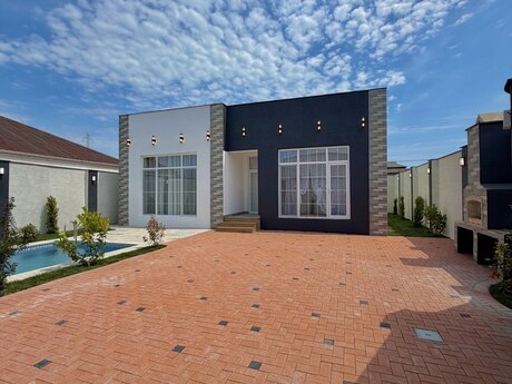 4 otaqlı həyət evi/bağ evi - Şüvəlan q. - 160 m²