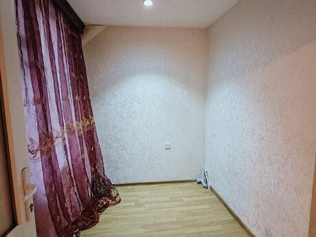 2 otaqlı köhnə tikili - İnşaatçılar m. - 40 m²