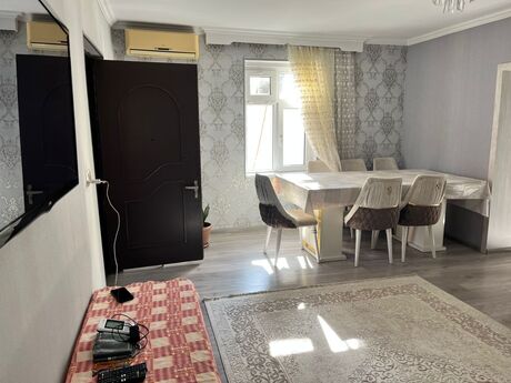 4 otaqlı həyət evi/bağ evi - Binəqədi r. - 110 m²