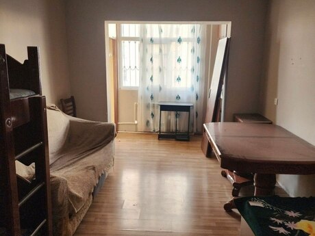 2 otaqlı köhnə tikili - Əhmədli m. - 65 m²