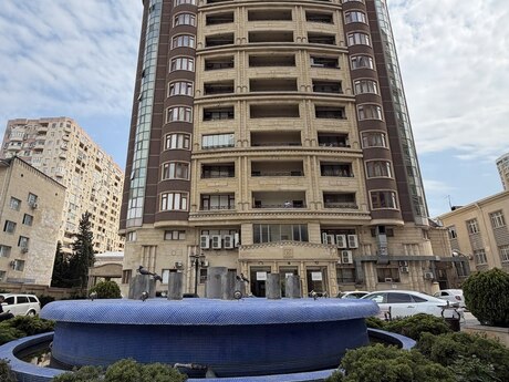 3 otaqlı yeni tikili - Nizami m. - 151 m²