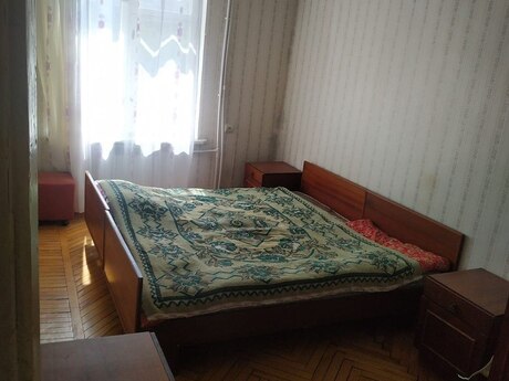2 otaqlı köhnə tikili - Neftçilər m. - 50 m²
