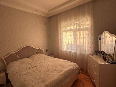 3 otaqlı həyət evi/bağ evi - Buzovna q. - 85 m²