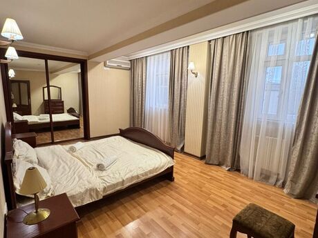 3 otaqlı yeni tikili - İçəri Şəhər m. - 120 m²