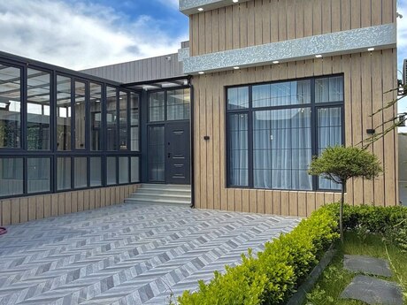 4 otaqlı həyət evi/bağ evi - Mərdəkan q. - 150 m²