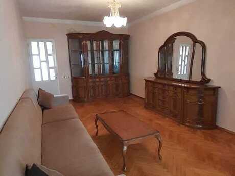 2 otaqlı köhnə tikili - Elmlər Akademiyası m. - 70 m²