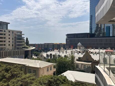 3 otaqlı yeni tikili - 28 May m. - 102 m²