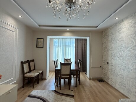 3 otaqlı köhnə tikili - Bakıxanov q. - 90 m²