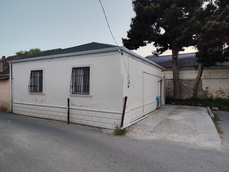 3 otaqlı həyət evi/bağ evi - Əmircan q. - 75 m²