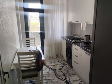 2 otaqlı yeni tikili - Neftçilər m. - 75 m²