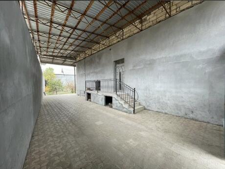 4 otaqlı həyət evi/bağ evi - Gəncə - 128.3 m²