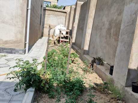 4 otaqlı həyət evi/bağ evi - Xocəsən m. - 100 m²