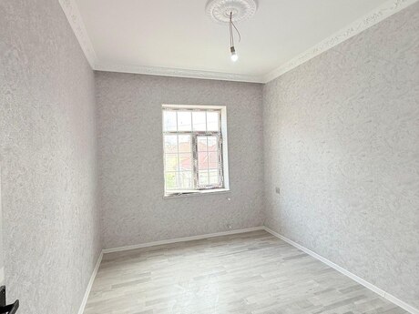 4 otaqlı həyət evi/bağ evi - Xırdalan - 130 m²