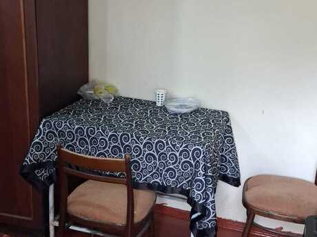 1 otaqlı həyət evi/bağ evi - Bakıxanov q. - 17 m²