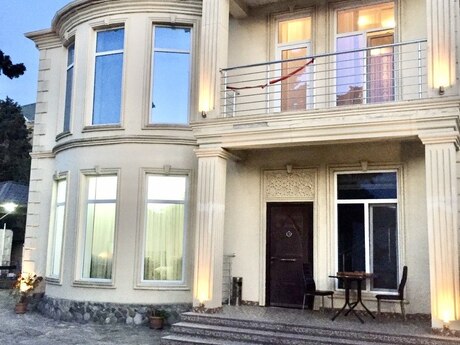 5 otaqlı həyət evi/bağ evi - Mərdəkan q. - 175 m²