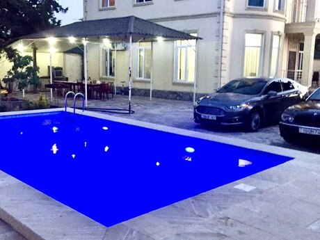 5 otaqlı həyət evi/bağ evi - Mərdəkan q. - 175 m²