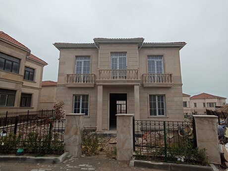 4 otaqlı həyət evi/bağ evi - Nardaran q. - 230 m²