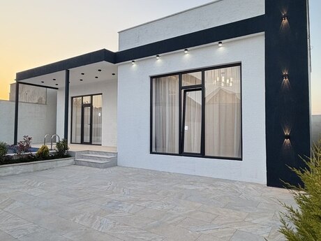 4 otaqlı həyət evi/bağ evi - Şüvəlan q. - 120 m²